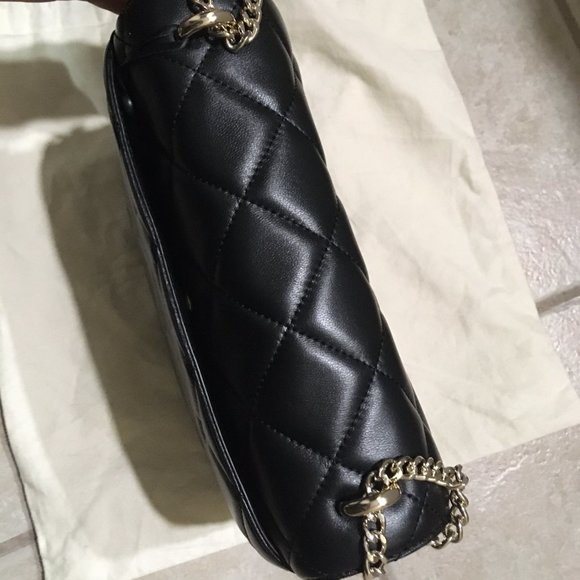 NWT DKNY Lara Large Lamb Skin Quilted Flap Bag Black - Picture 7 of 10